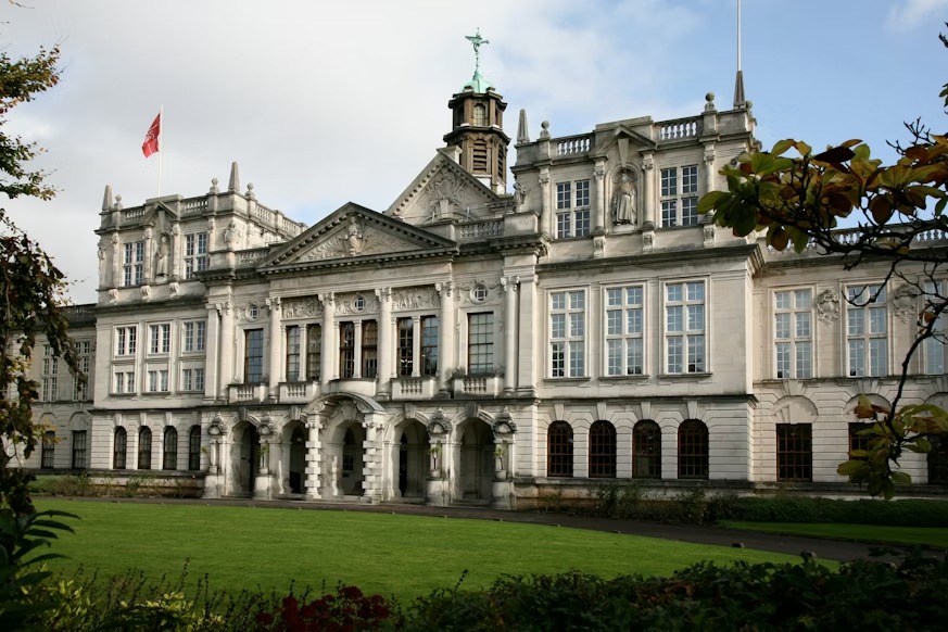 英国卡迪夫大学